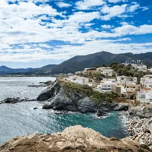 Santa Parascheva Pau , Llançà España